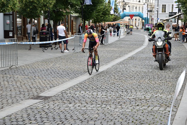 仅是台北羽 仅是台北羽